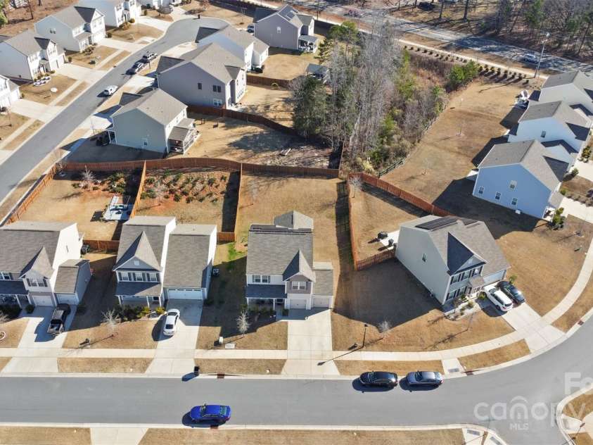 9022 Colwick Hill Lane, Charlotte, NC 28215.  MLS# CAR4221641, YatesRealty ID 17862. 