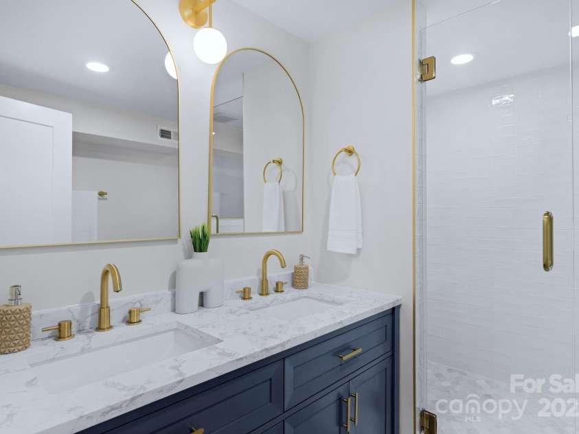 215 Wyanoke Avenue, Charlotte, NC 28205.  MLS# CAR4317224, YatesRealty ID 17863. Third Bathroom in Basement