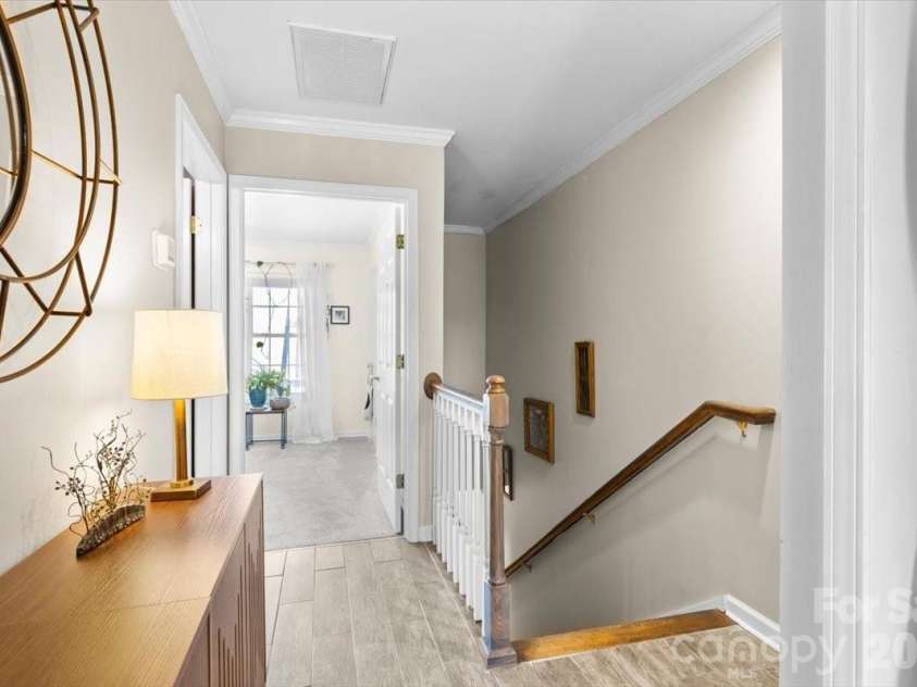 92 Rotunda Circle, Asheville, NC 28806.  MLS# CAR4372964, YatesRealty ID 17863. 