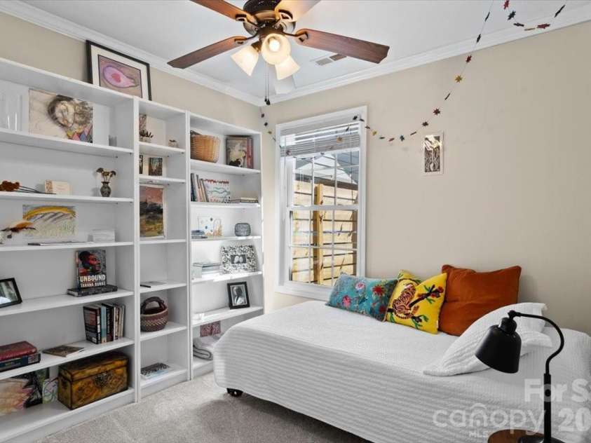 92 Rotunda Circle, Asheville, NC 28806.  MLS# CAR4372964, YatesRealty ID 17863. Lower leve bedroom