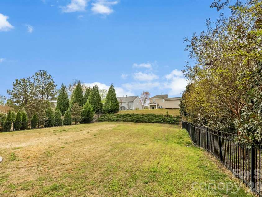 1532 Ridgehaven Road, Waxhaw, NC 28173.  MLS# CAR4361328, YatesRealty ID 17864. 