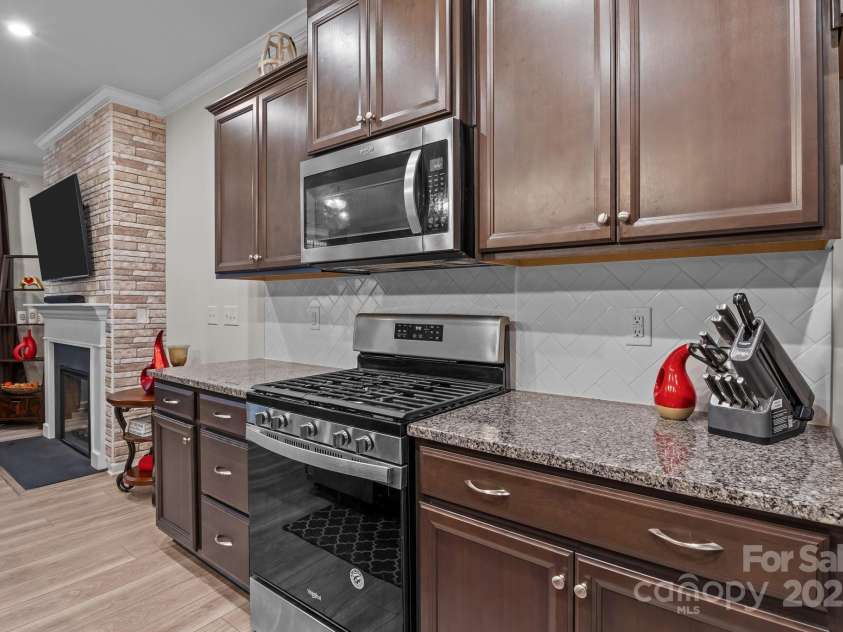 16038 Red Buckeye Lane, Huntersville, NC 28078.  MLS# CAR4241328, YatesRealty ID 17864. 