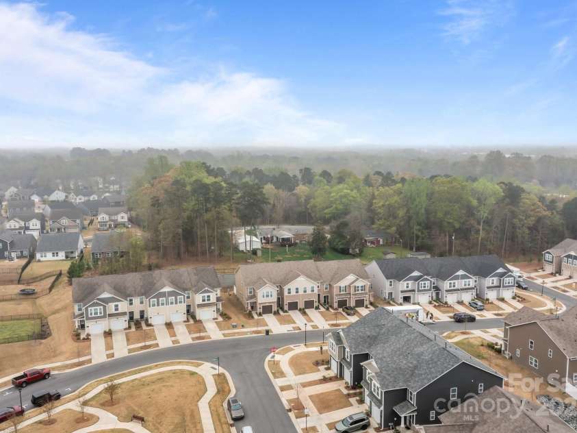 16038 Red Buckeye Lane, Huntersville, NC 28078.  MLS# CAR4241328, YatesRealty ID 17864. 