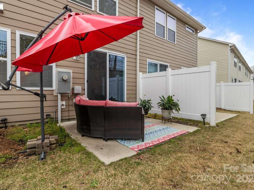 16038 Red Buckeye Lane, Huntersville, NC 28078.  MLS# CAR4241328, YatesRealty ID 17864. 