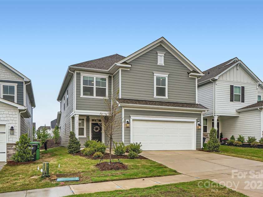 15116 Caspian Way, Charlotte, NC 28278.  MLS# CAR4245976, YatesRealty ID 17866. 
