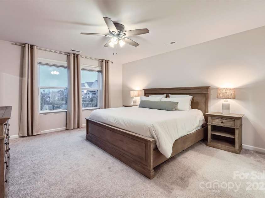 15116 Caspian Way, Charlotte, NC 28278.  MLS# CAR4245976, YatesRealty ID 17866. 