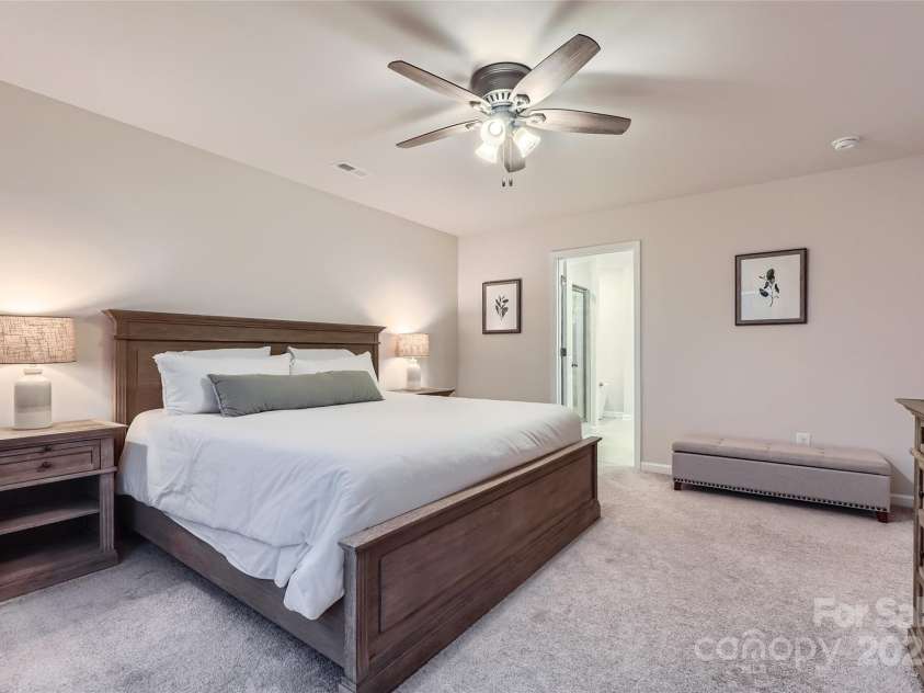 15116 Caspian Way, Charlotte, NC 28278.  MLS# CAR4245976, YatesRealty ID 17866. 