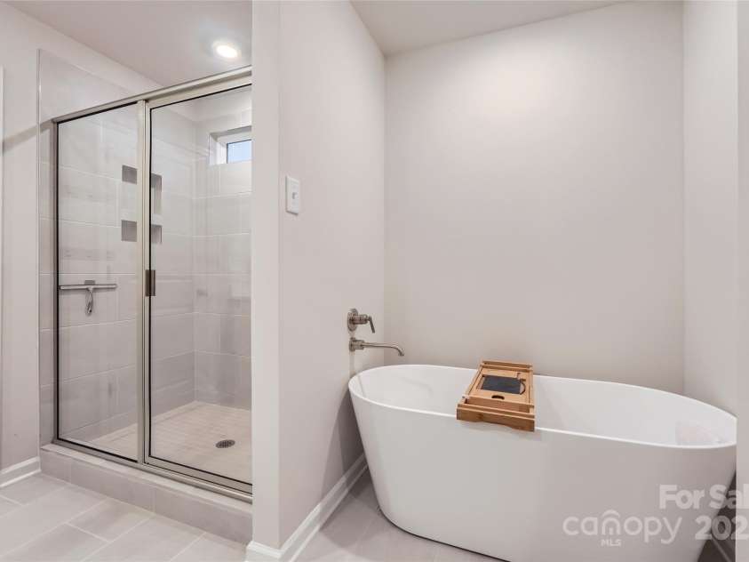 15116 Caspian Way, Charlotte, NC 28278.  MLS# CAR4245976, YatesRealty ID 17866. 
