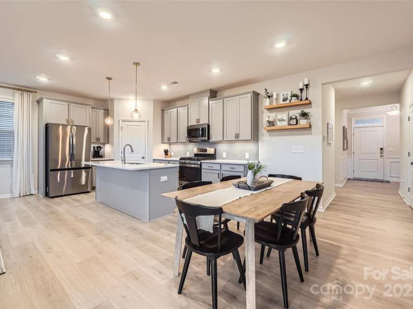 15116 Caspian Way, Charlotte, NC 28278.  MLS# CAR4245976, YatesRealty ID 17866. 