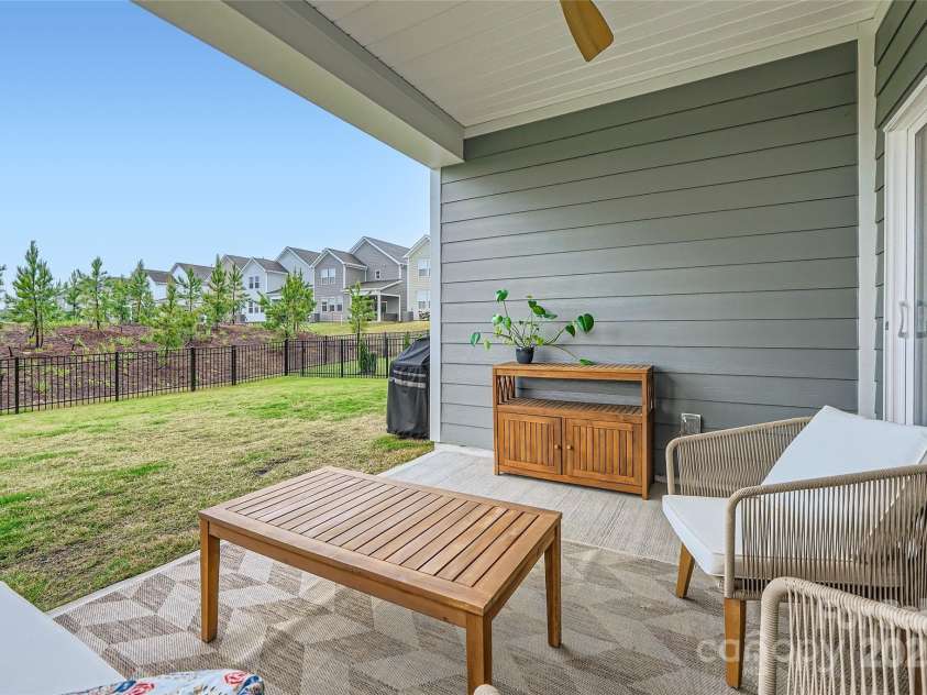 15116 Caspian Way, Charlotte, NC 28278.  MLS# CAR4245976, YatesRealty ID 17866. 