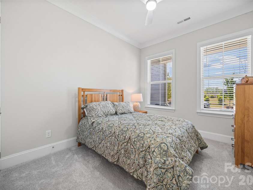 703 Bee Ridge Road, Belmont, NC 28012.  MLS# CAR4363166, YatesRealty ID 17866. 