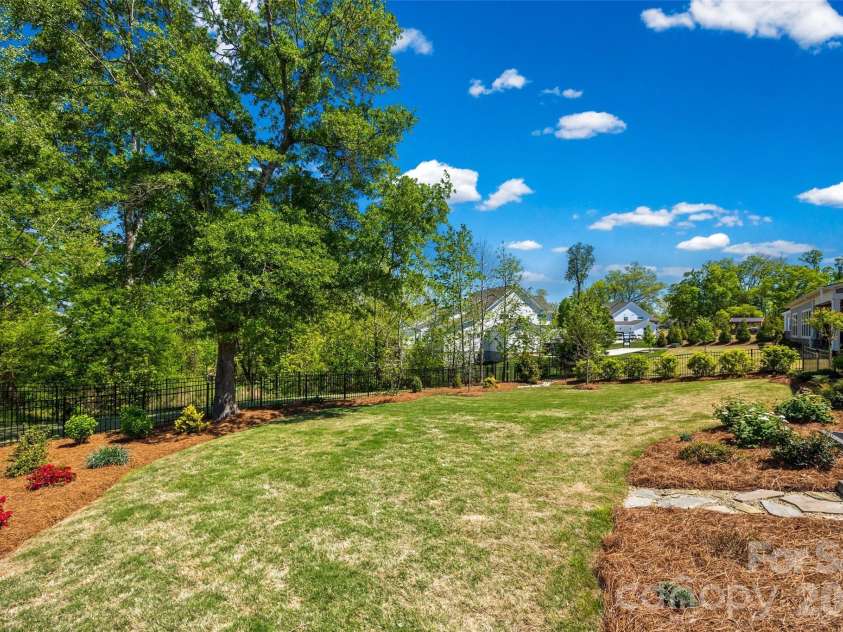 703 Bee Ridge Road, Belmont, NC 28012.  MLS# CAR4363166, YatesRealty ID 17866. 