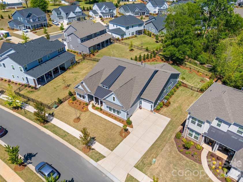 703 Bee Ridge Road, Belmont, NC 28012.  MLS# CAR4363166, YatesRealty ID 17866. 