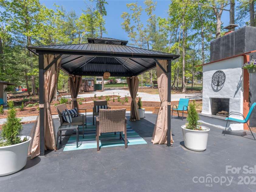 8 Palatka Street, Arden, NC 28704.  MLS# CAR4280248, YatesRealty ID 17867. 