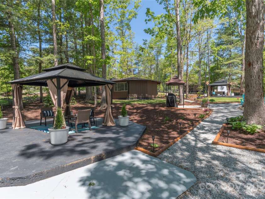 8 Palatka Street, Arden, NC 28704.  MLS# CAR4280248, YatesRealty ID 17867. 