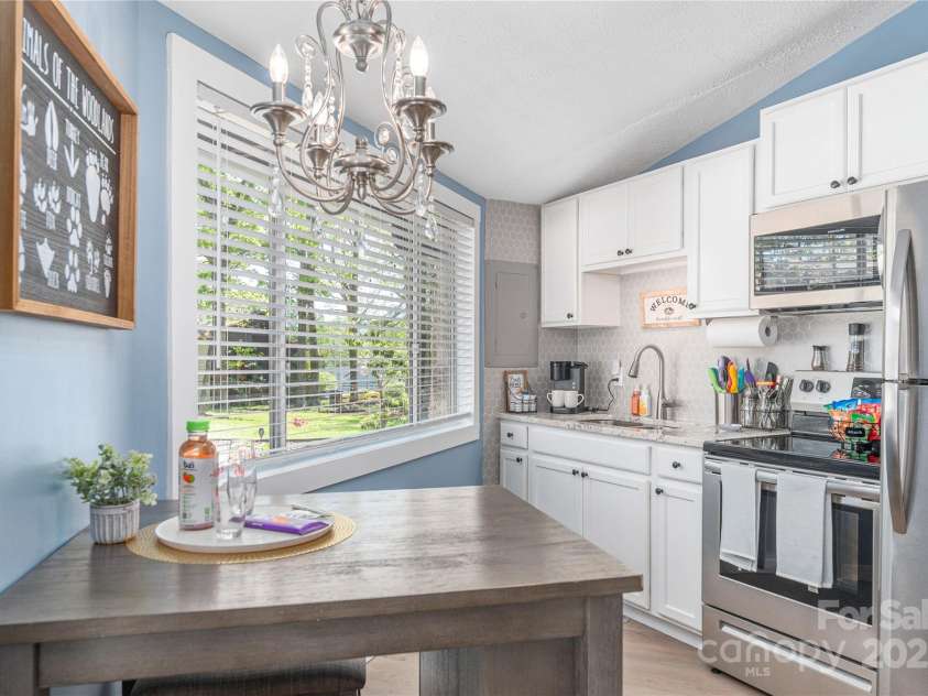 8 Palatka Street, Arden, NC 28704.  MLS# CAR4280248, YatesRealty ID 17867. 