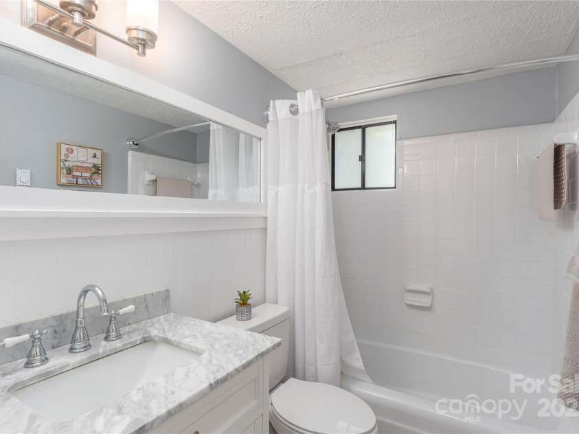 8 Palatka Street, Arden, NC 28704.  MLS# CAR4280248, YatesRealty ID 17867. 