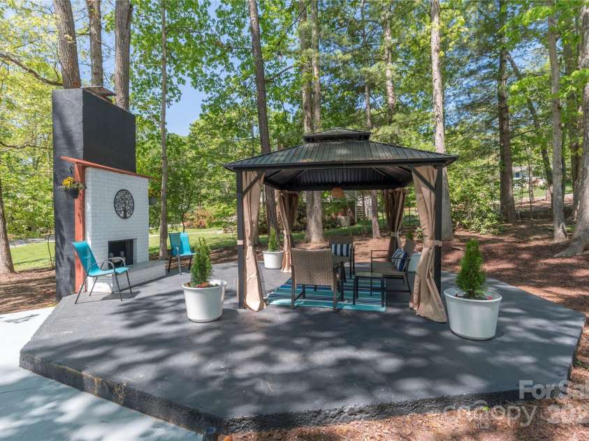 8 Palatka Street, Arden, NC 28704.  MLS# CAR4280248, YatesRealty ID 17867. 
