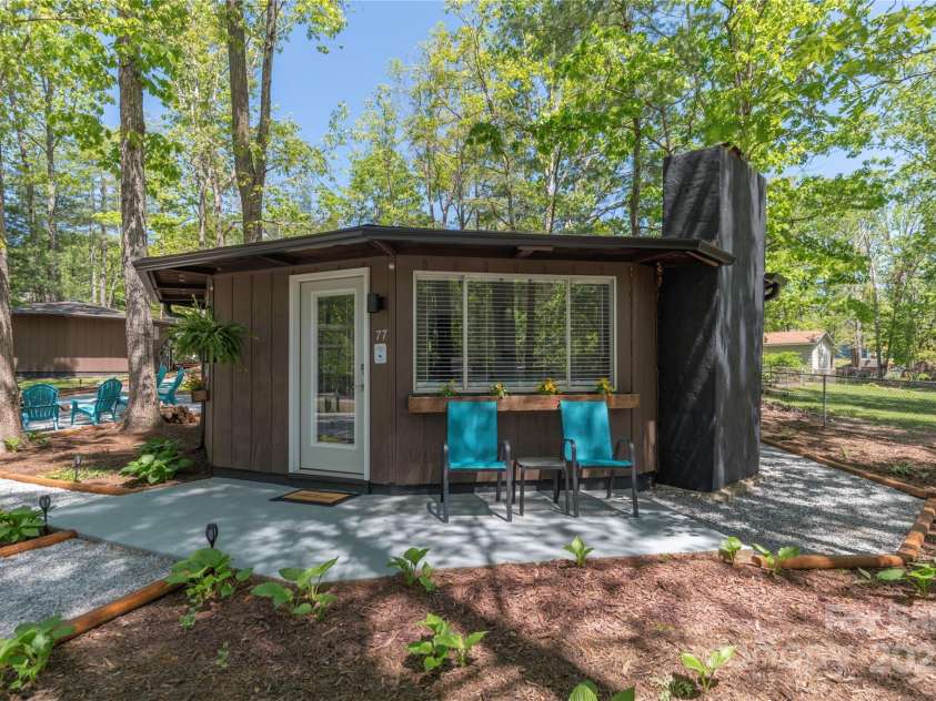 8 Palatka Street, Arden, NC 28704.  MLS# CAR4280248, YatesRealty ID 17867. 