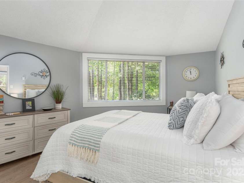 8 Palatka Street, Arden, NC 28704.  MLS# CAR4280248, YatesRealty ID 17867. 