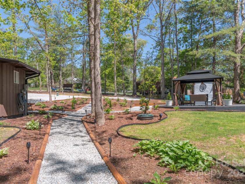 8 Palatka Street, Arden, NC 28704.  MLS# CAR4280248, YatesRealty ID 17867. 