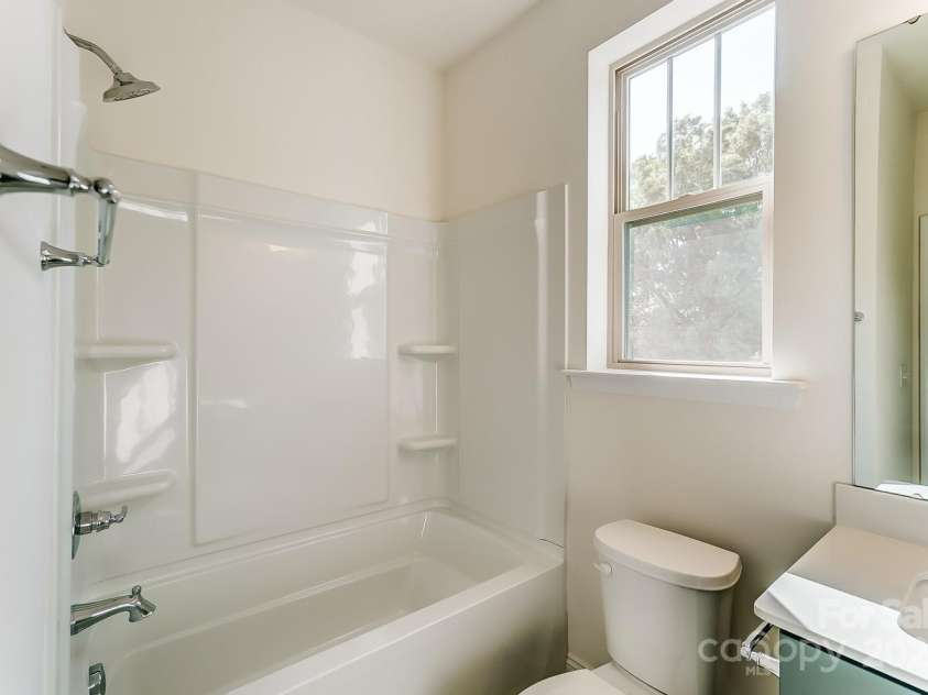 2907 Trade Street, Charlotte, NC 28208.  MLS# CAR4254572, YatesRealty ID 17868. Guest Bathroom - Upper Level