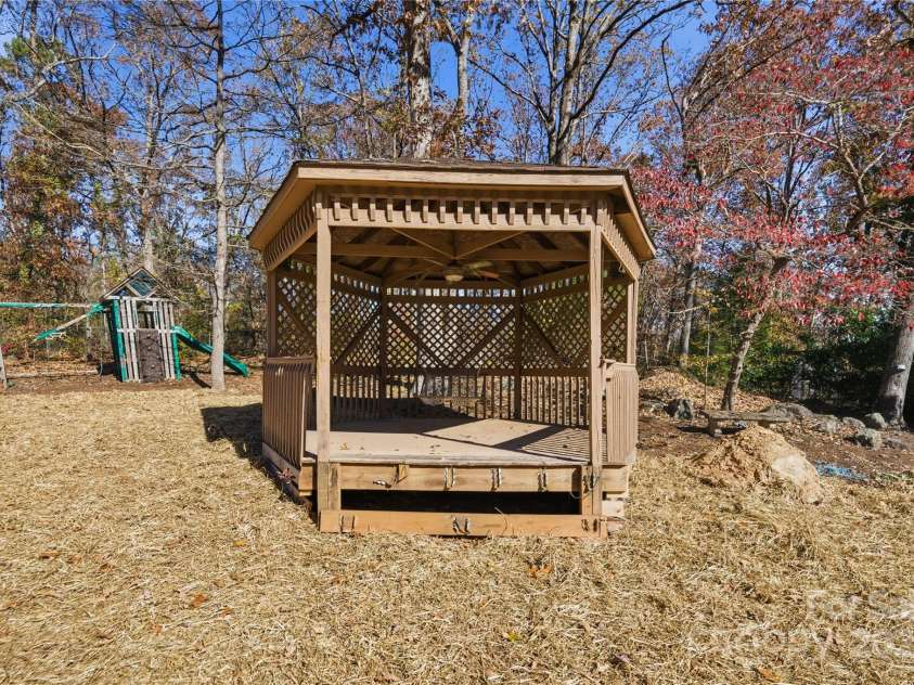 1704 Charles Raper Jonas Highway, Mount Holly, NC 28120.  MLS# CAR4320987, YatesRealty ID 1787. 