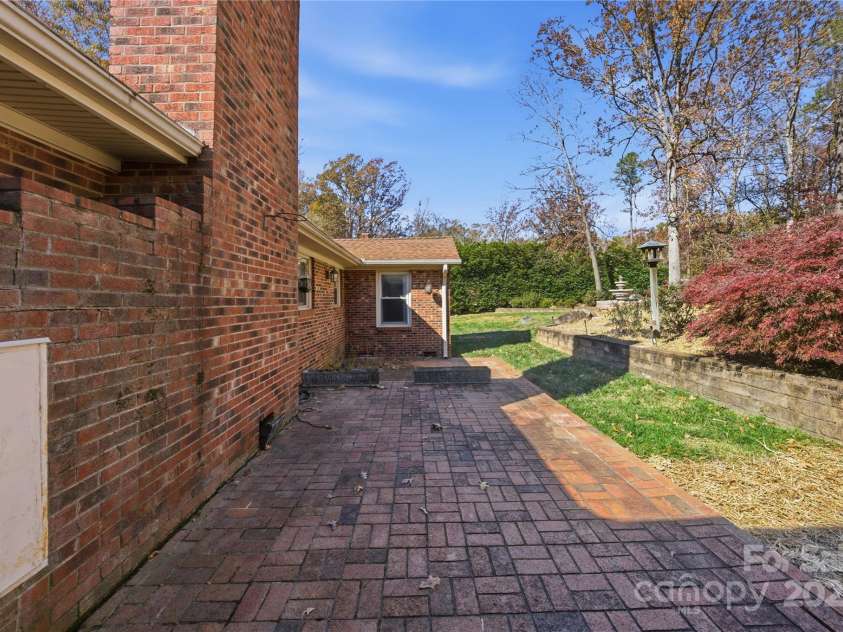 1704 Charles Raper Jonas Highway, Mount Holly, NC 28120.  MLS# CAR4320987, YatesRealty ID 1787. 