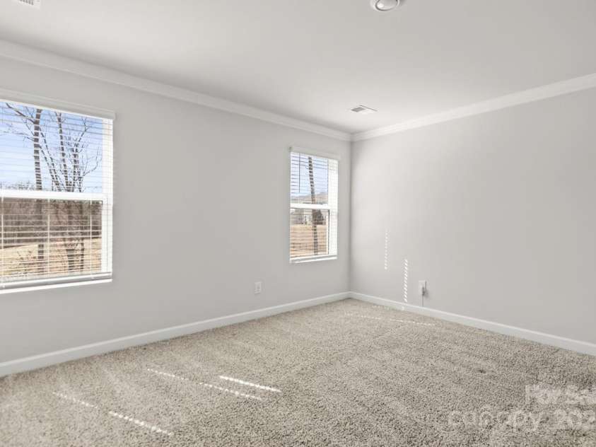 2131 Belterra Drive, Charlotte, NC 28216.  MLS# CAR4228809, YatesRealty ID 1787. Primary Bedroom