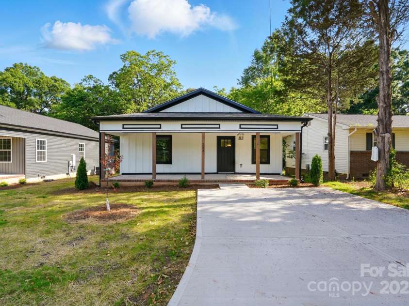 253 Hall Avenue, Concord, NC 28027.  MLS# CAR4260681, YatesRealty ID 17870. 