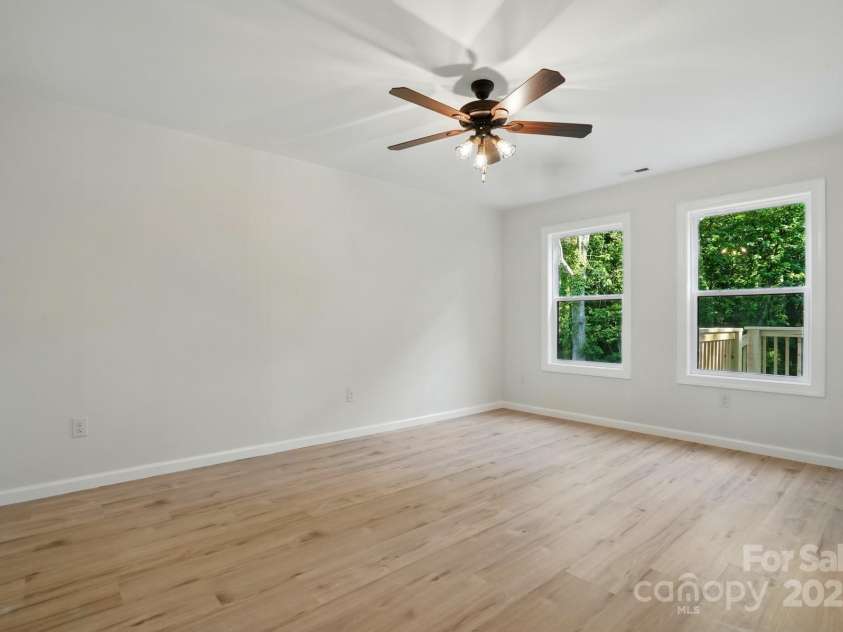 253 Hall Avenue, Concord, NC 28027.  MLS# CAR4260681, YatesRealty ID 17870. 