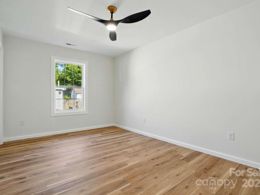 251 Hall Avenue, Concord, NC 28027.  MLS# CAR4260724, YatesRealty ID 17871. 