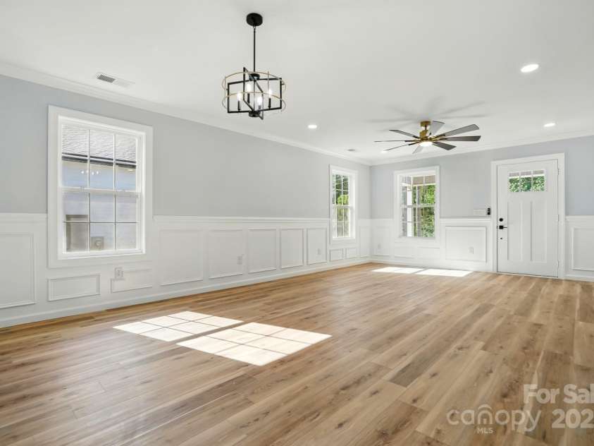 251 Hall Avenue, Concord, NC 28027.  MLS# CAR4260724, YatesRealty ID 17871. 