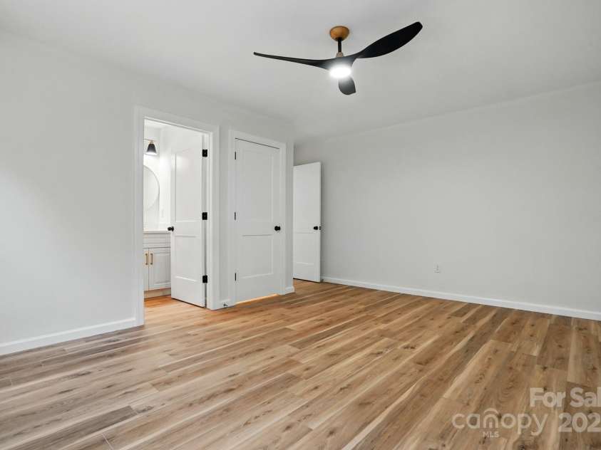 251 Hall Avenue, Concord, NC 28027.  MLS# CAR4260724, YatesRealty ID 17871. 