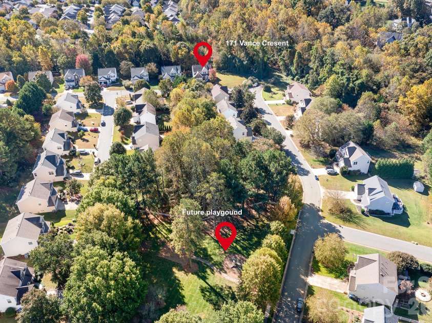 171 Vance Crescent Drive, Mooresville, NC 28117.  MLS# CAR4309419, YatesRealty ID 17873. 