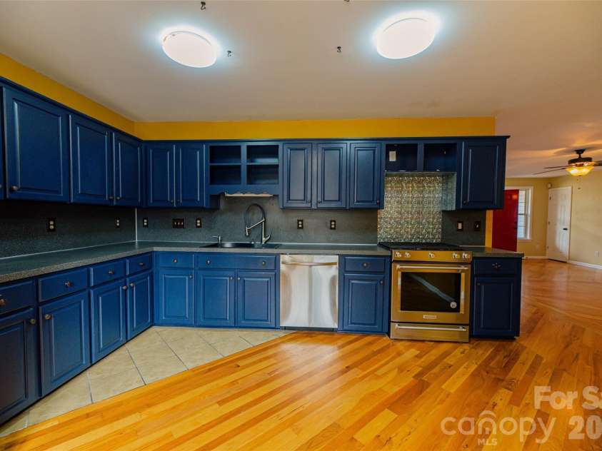 2999 Eastview Road, Rock Hill, SC 29732.  MLS# CAR4318655, YatesRealty ID 17874. 