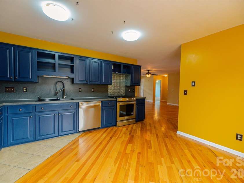 2999 Eastview Road, Rock Hill, SC 29732.  MLS# CAR4318655, YatesRealty ID 17874. 