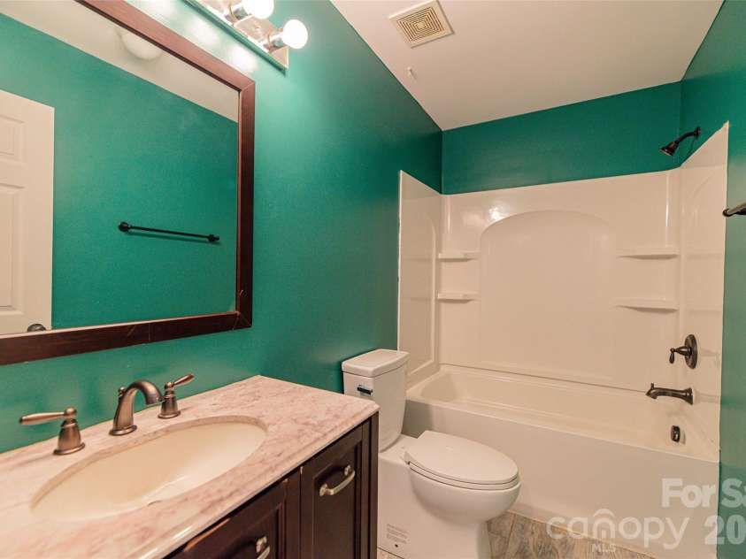 2999 Eastview Road, Rock Hill, SC 29732.  MLS# CAR4318655, YatesRealty ID 17874. 