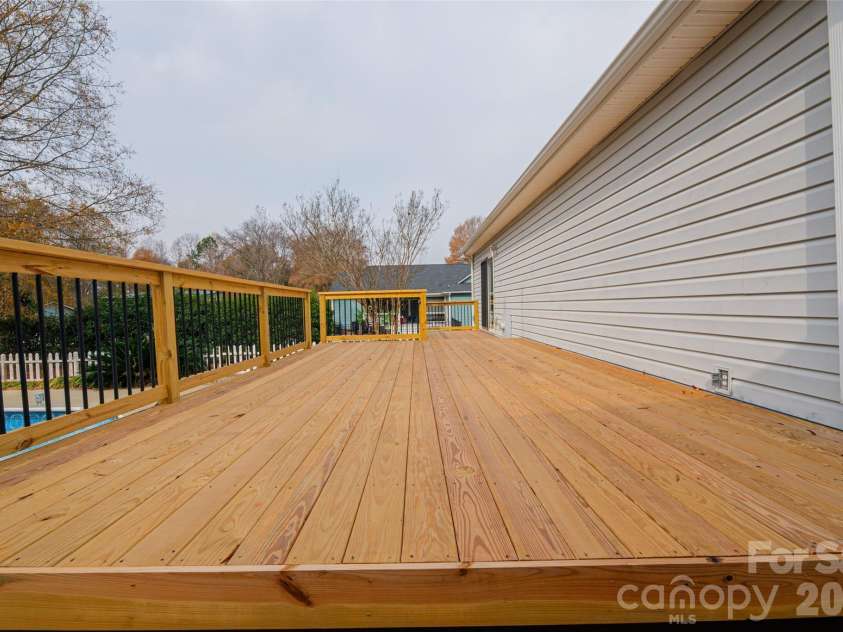 2999 Eastview Road, Rock Hill, SC 29732.  MLS# CAR4318655, YatesRealty ID 17874. 