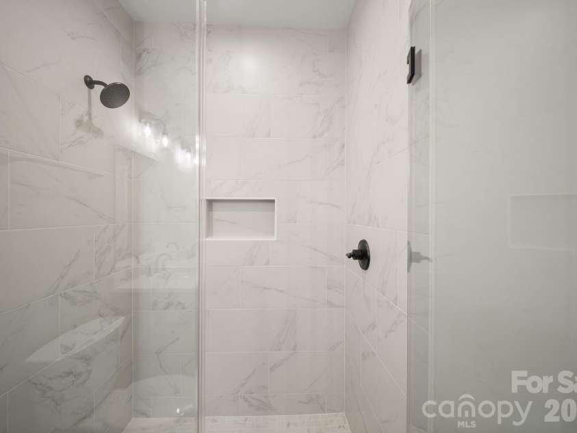 105 Collin Place, Asheville, NC 28804.  MLS# CAR4320936, YatesRealty ID 17876. 