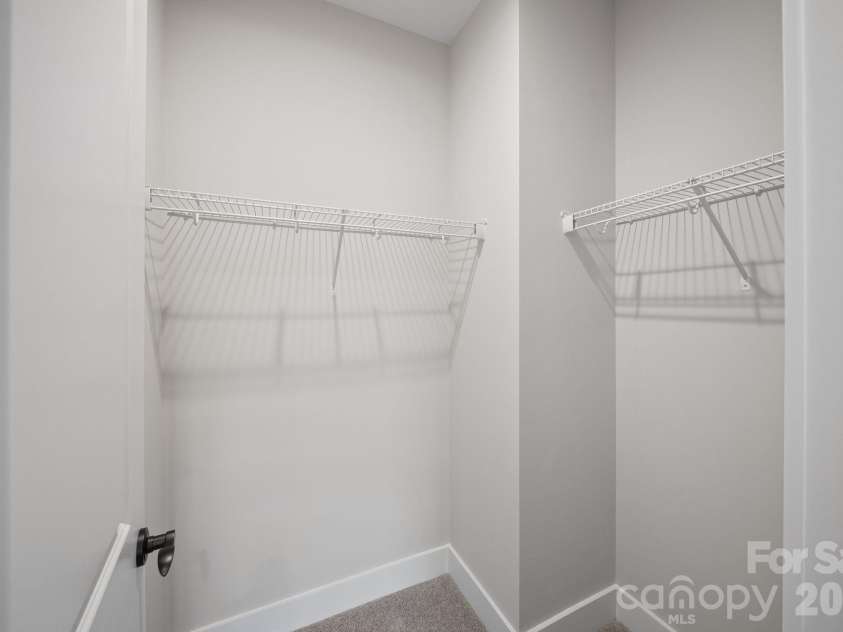 105 Collin Place, Asheville, NC 28804.  MLS# CAR4320936, YatesRealty ID 17876. 