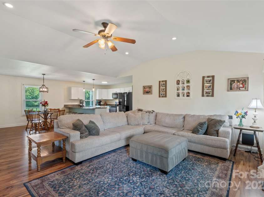 4916 Ritchie Road, Lincolnton, NC 28092.  MLS# CAR4256508, YatesRealty ID 17876. 