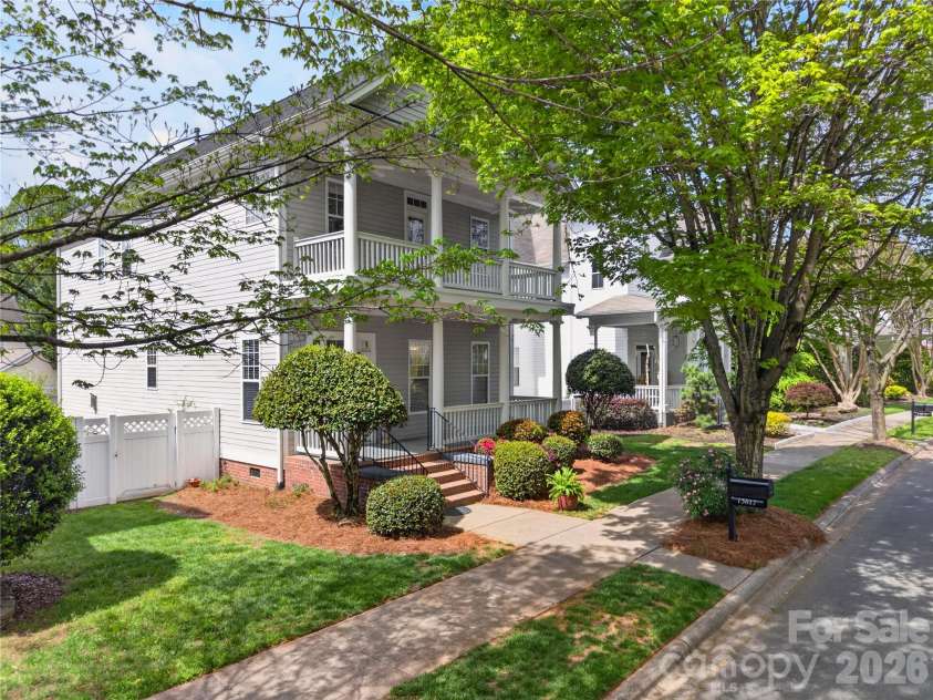 15817 Trenton Place Road, Huntersville, NC 28078.  MLS# CAR4326090, YatesRealty ID 17879. 