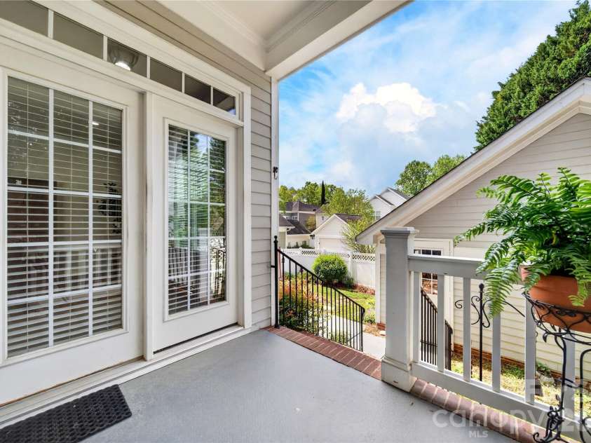 15817 Trenton Place Road, Huntersville, NC 28078.  MLS# CAR4326090, YatesRealty ID 17879. 