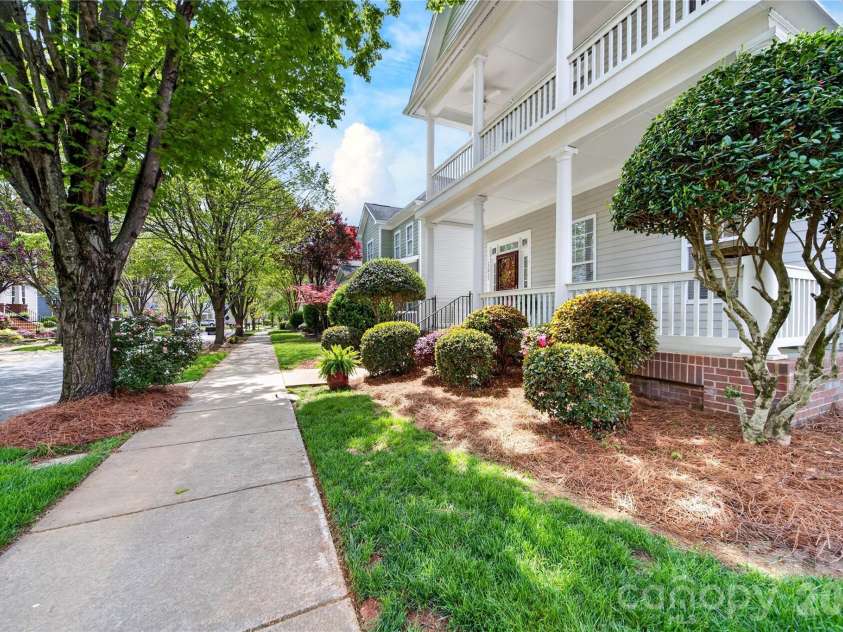 15817 Trenton Place Road, Huntersville, NC 28078.  MLS# CAR4326090, YatesRealty ID 17879. 