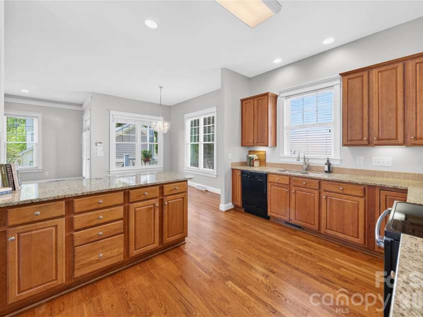 15817 Trenton Place Road, Huntersville, NC 28078.  MLS# CAR4326090, YatesRealty ID 17879. 