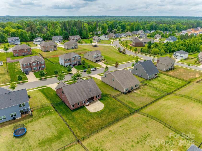 4926 Trayton Avenue, Gastonia, NC 28056.  MLS# CAR4250223, YatesRealty ID 17879. 
