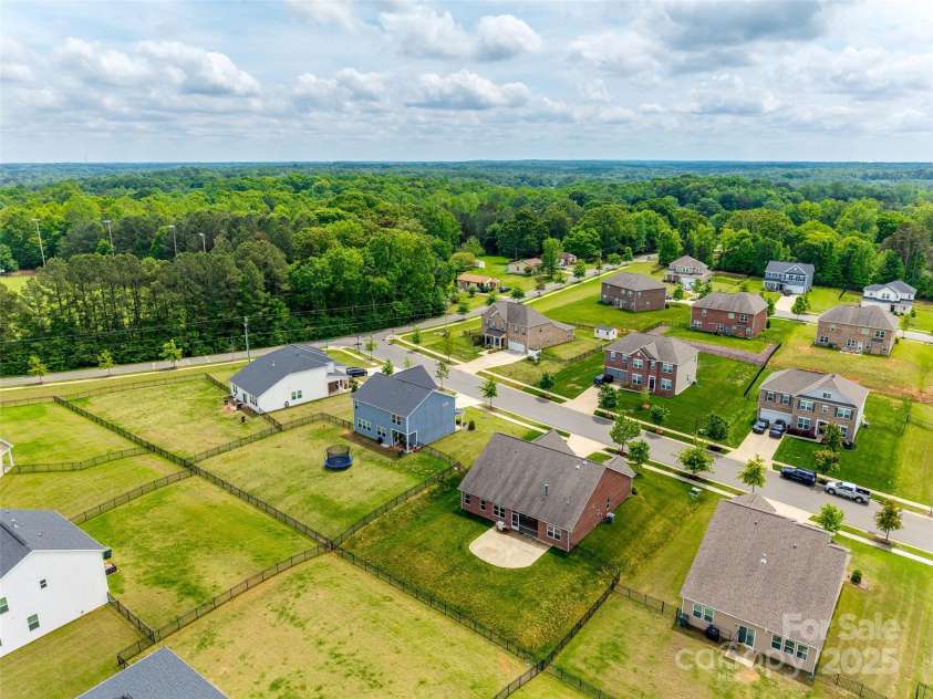 4926 Trayton Avenue, Gastonia, NC 28056.  MLS# CAR4250223, YatesRealty ID 17879. 