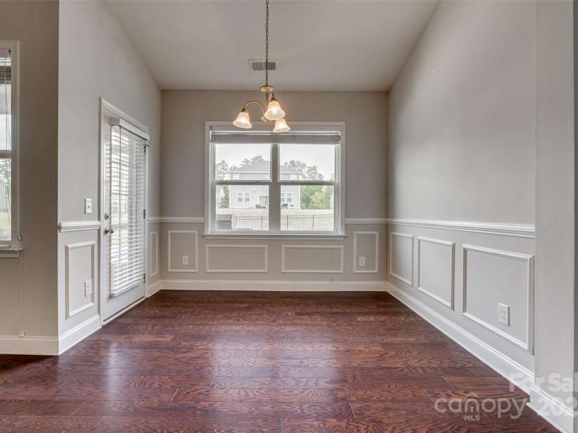 4926 Trayton Avenue, Gastonia, NC 28056.  MLS# CAR4250223, YatesRealty ID 17879. Dining / Breakfast Area