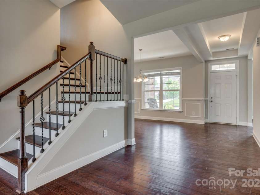 4926 Trayton Avenue, Gastonia, NC 28056.  MLS# CAR4250223, YatesRealty ID 17879. Foyer